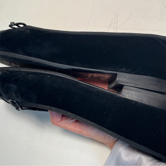 CHANEL Black Leather Loafers with Bow - Picture 9 of 13